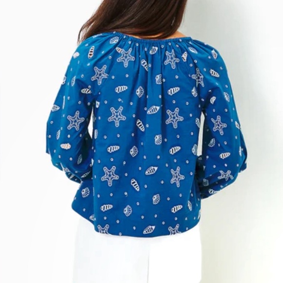 Lilly Pulitzer Maisha Long Sleeve
Eyelet Top Blue Shell Collector Embroider Sz M - Picture 2 of 9